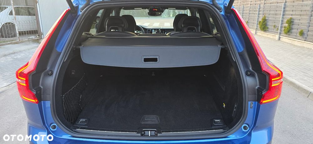 Volvo XC 60 T5 AWD R-Design - 13