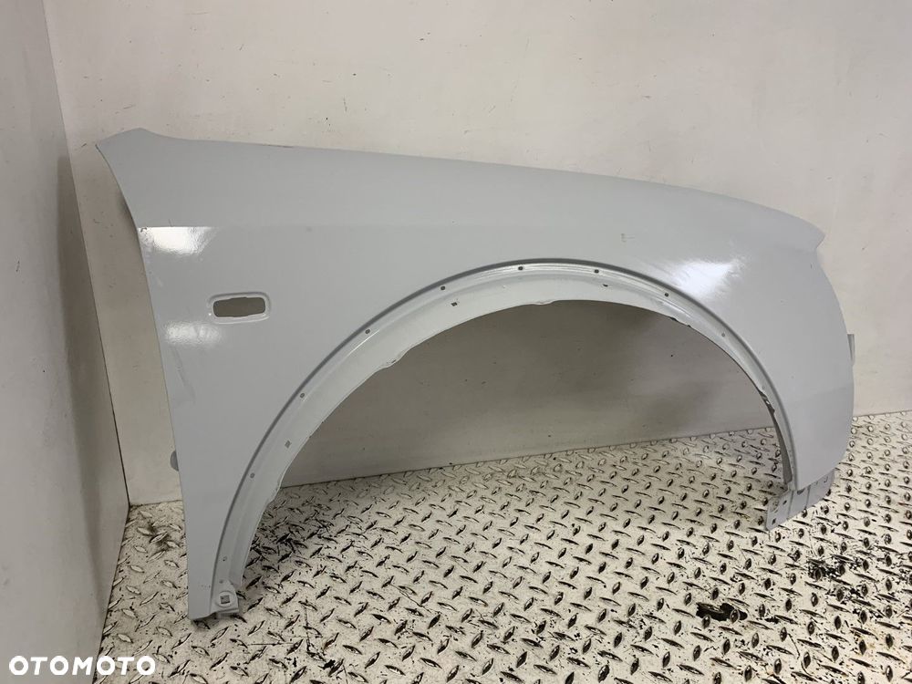 NOWY ORYGINALNY PRAWY PRZEDNI PRAWA PRZÓD BŁOTNIK AUDI A6 C5 ALLROAD 99-05 4Z7821108 - 4