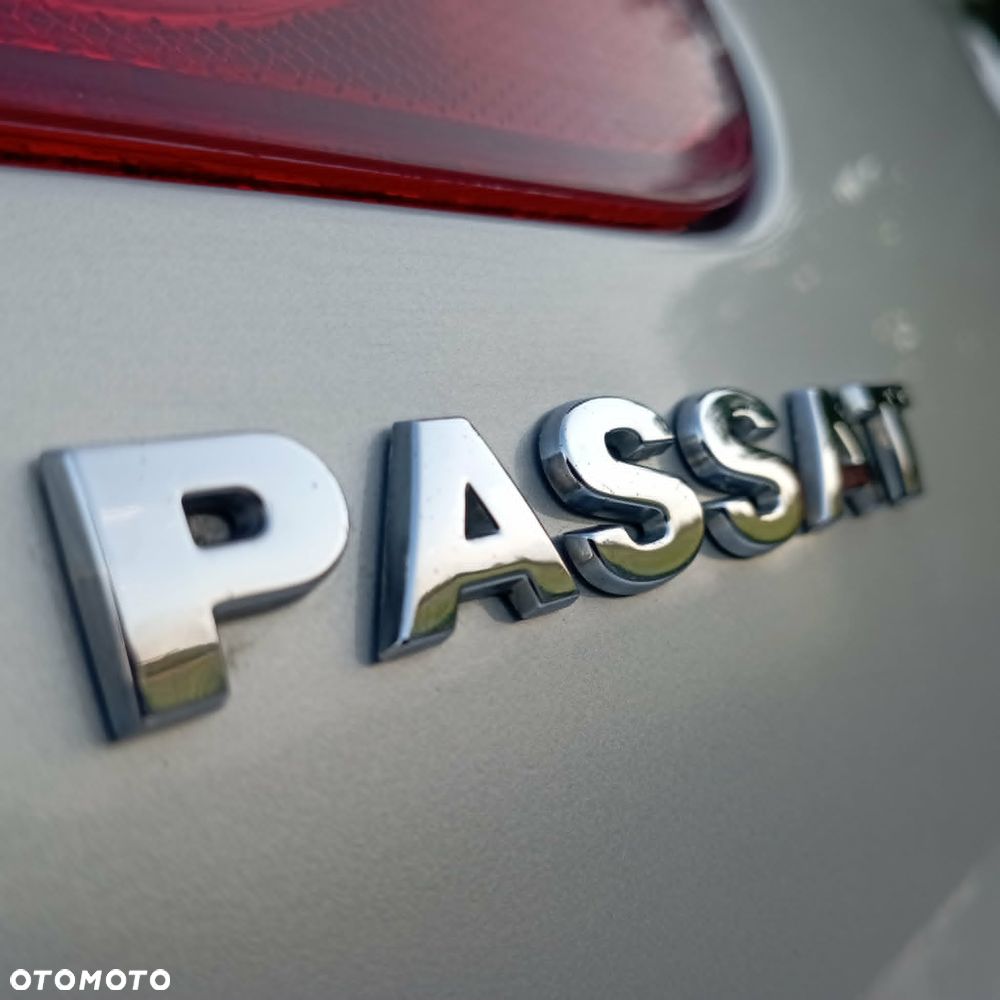 Volkswagen Passat 1.8 TSI Comfortline - 35