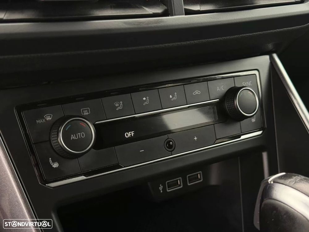 VW Polo 2.0 TSI GTI DSG - 32