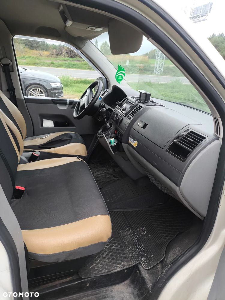 Volkswagen Transporter T5 TDI L1H1 - 11