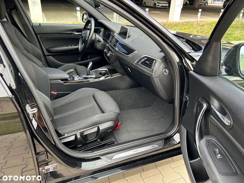 BMW Seria 1 118i GPF Sport Line - 20