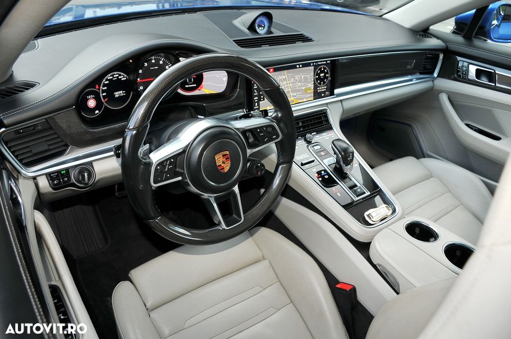 Porsche Panamera 4S Executive - 15