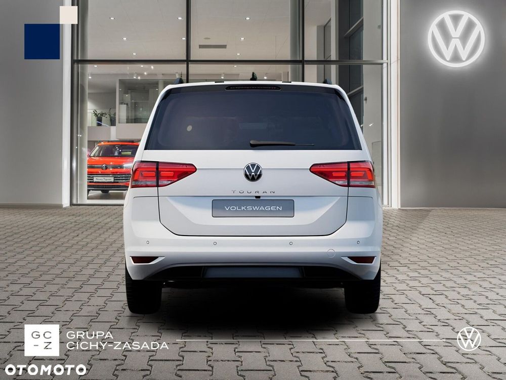 Volkswagen Touran - 4