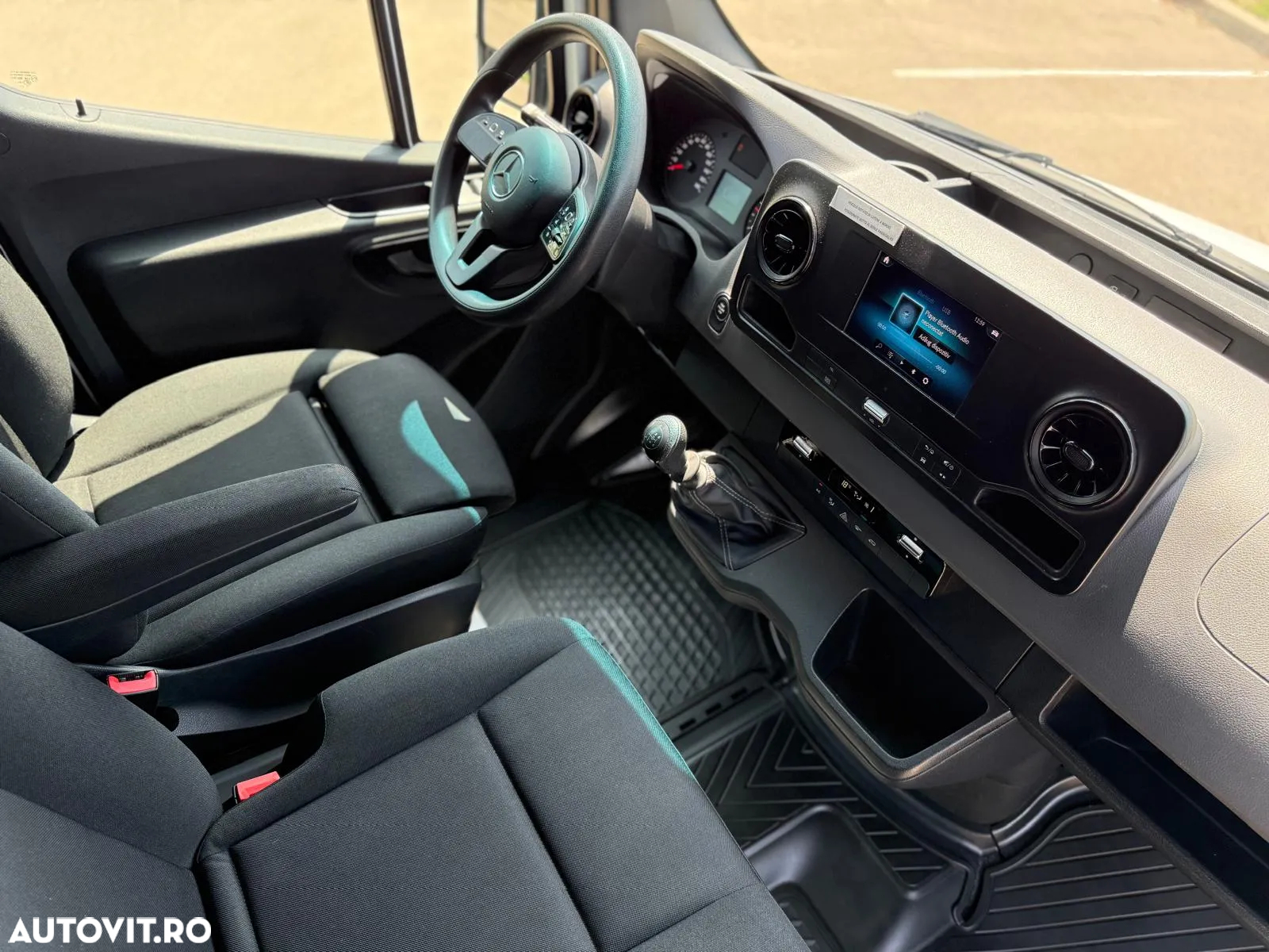 Mercedes-Benz Sprinter - 8