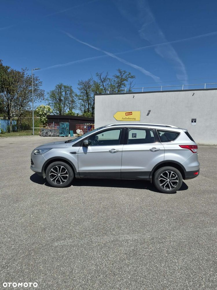 Ford Kuga - 4