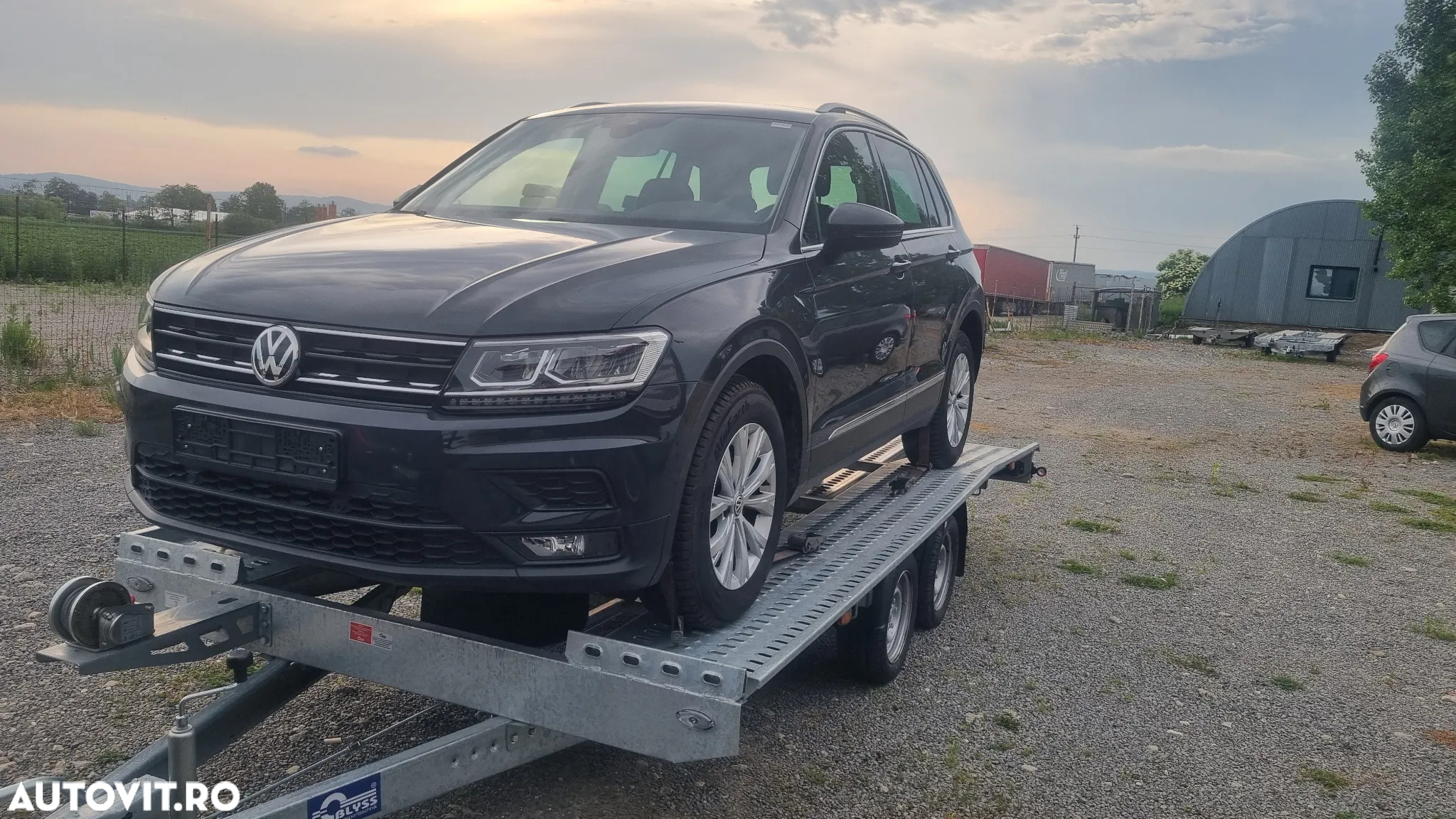 Volkswagen Tiguan 2.0 TDI SCR 4MOTION (BlueMotion Tech) Comfortline - 12