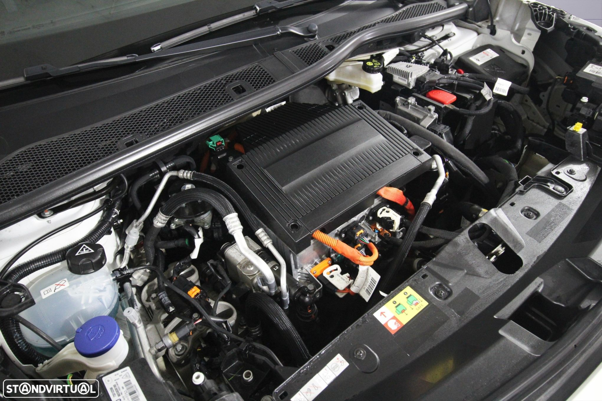 Peugeot e-2008 50 kWh Allure Pack - 15