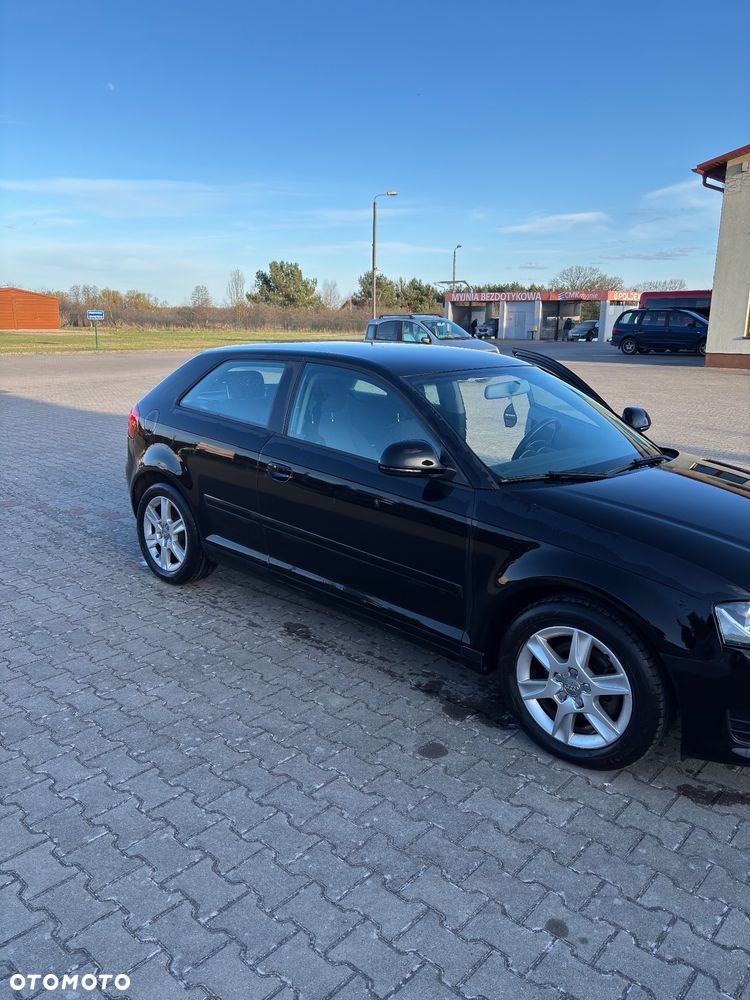 Audi A3 3-drzwiowe 2.0 TDI Ambition - 2