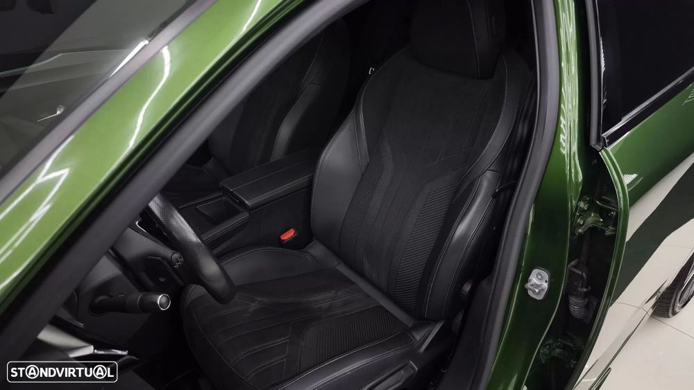 Peugeot 308 180 e-EAT8 GT - 22