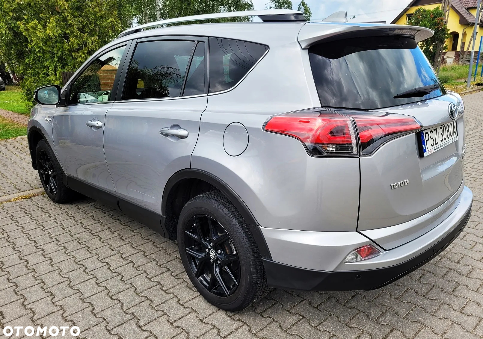 Toyota RAV4 - 3
