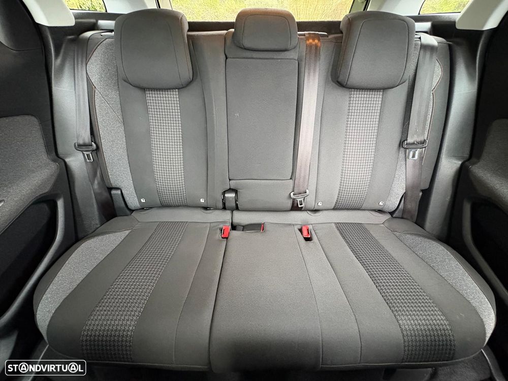 Peugeot 3008 1.5 BlueHDi GT Line EAT8 - 31