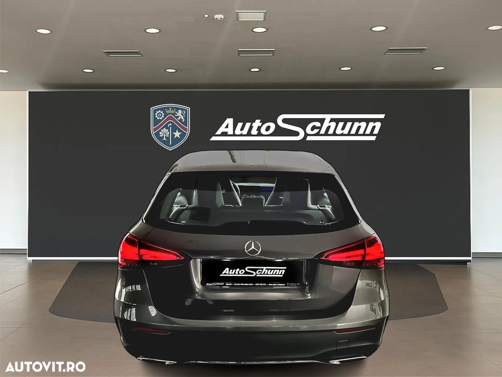 Mercedes-Benz A 200 7G-DCT AMG Line Advanced Plus - 8