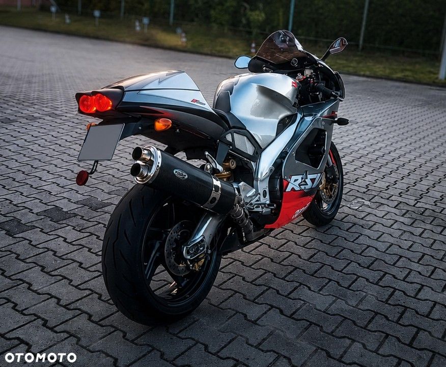 Aprilia RSV - 5