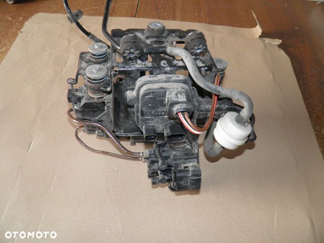 AUDI Q7 4M0 KOMPRESOR ZAWIESZENIA 4M0616005F - 1