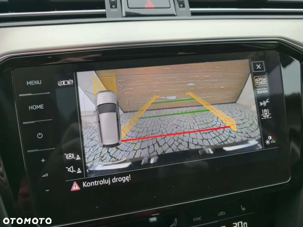 Volkswagen Passat 2.0 TDI SCR Elegance DSG - 28