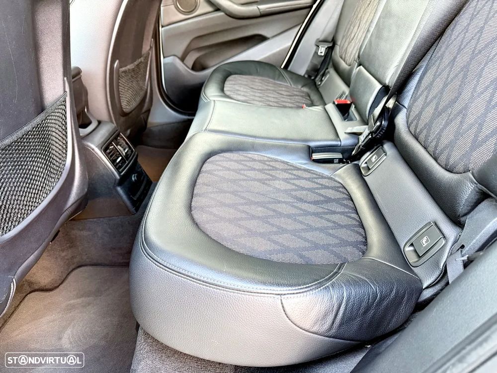 BMW X1 16 d sDrive Line Sport - 28