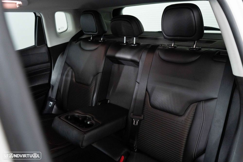 Jeep Compass 1.3 TG Limited - 11
