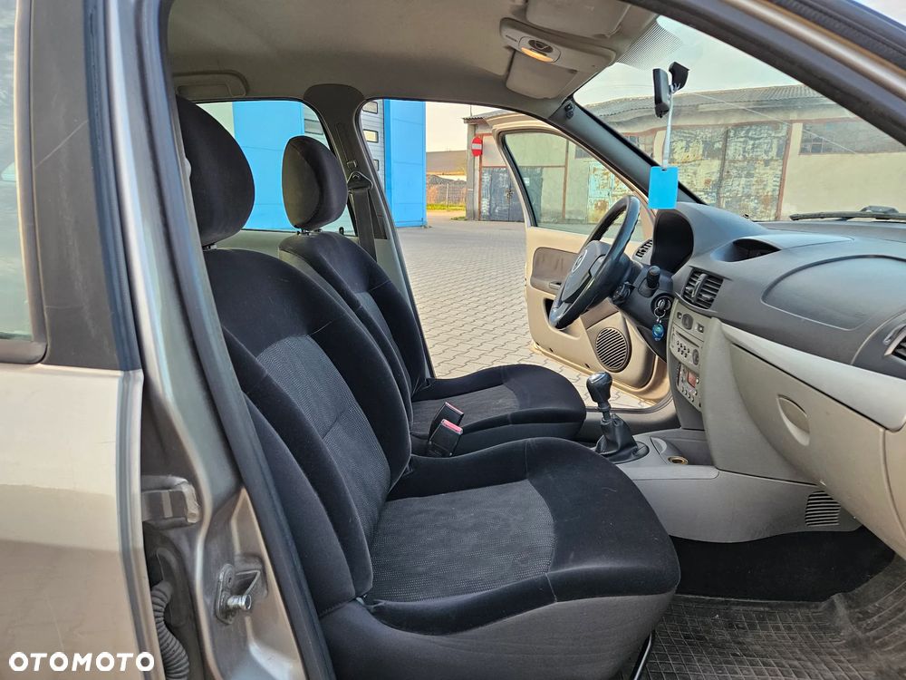 Renault Thalia 1.4 16V All Inclusive - 16