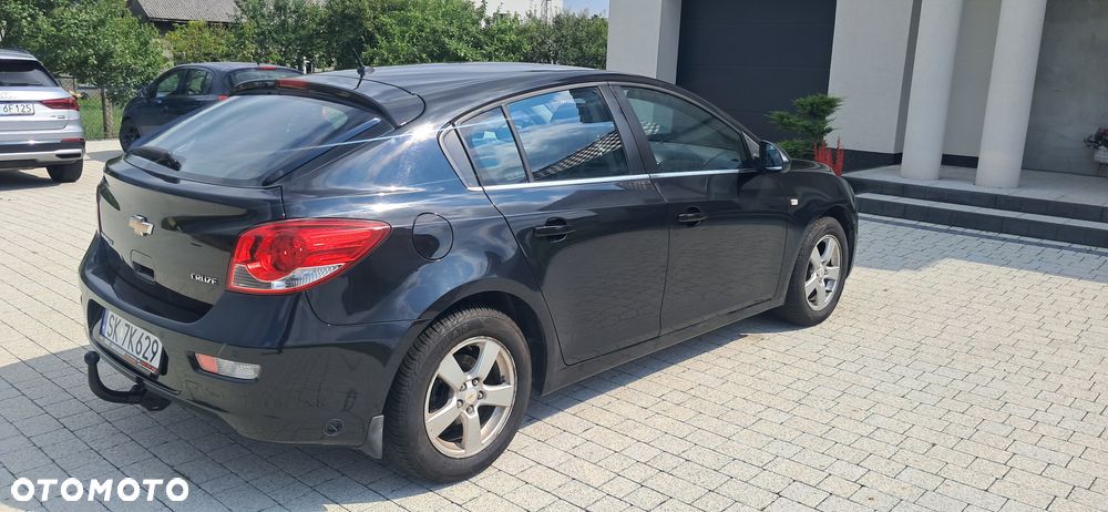 Chevrolet Cruze 1.8 LS+ - 11