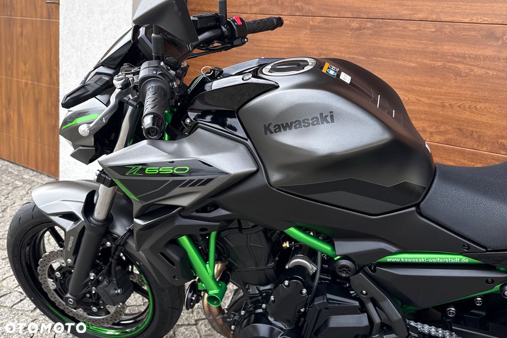 Kawasaki Z 650 - 25