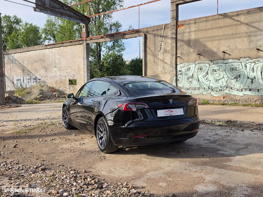 Tesla Model 3 Standard Range Plus RWD - 2