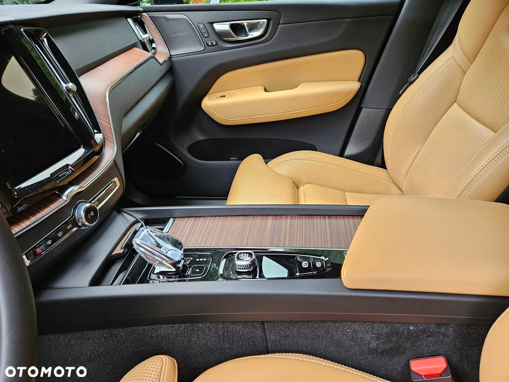 Volvo XC 60 - 13