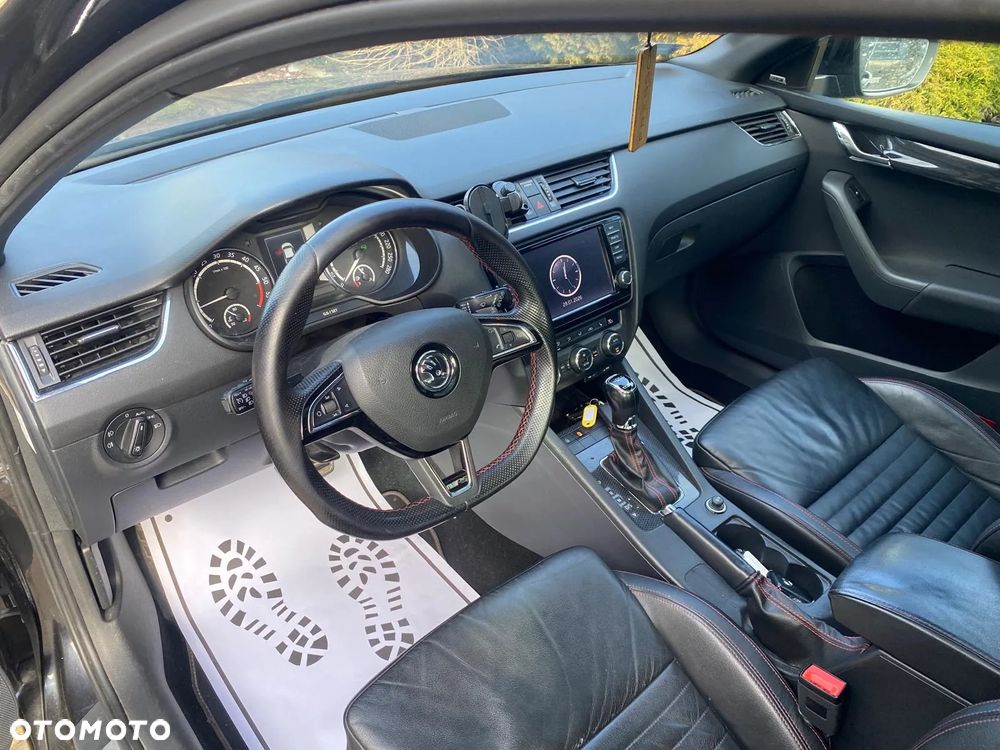 Skoda Octavia 2.0 TDI RS DSG - 23