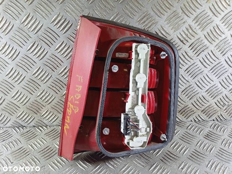LAMPA LEWA TYLNA SKODA FABIA 1 - 2