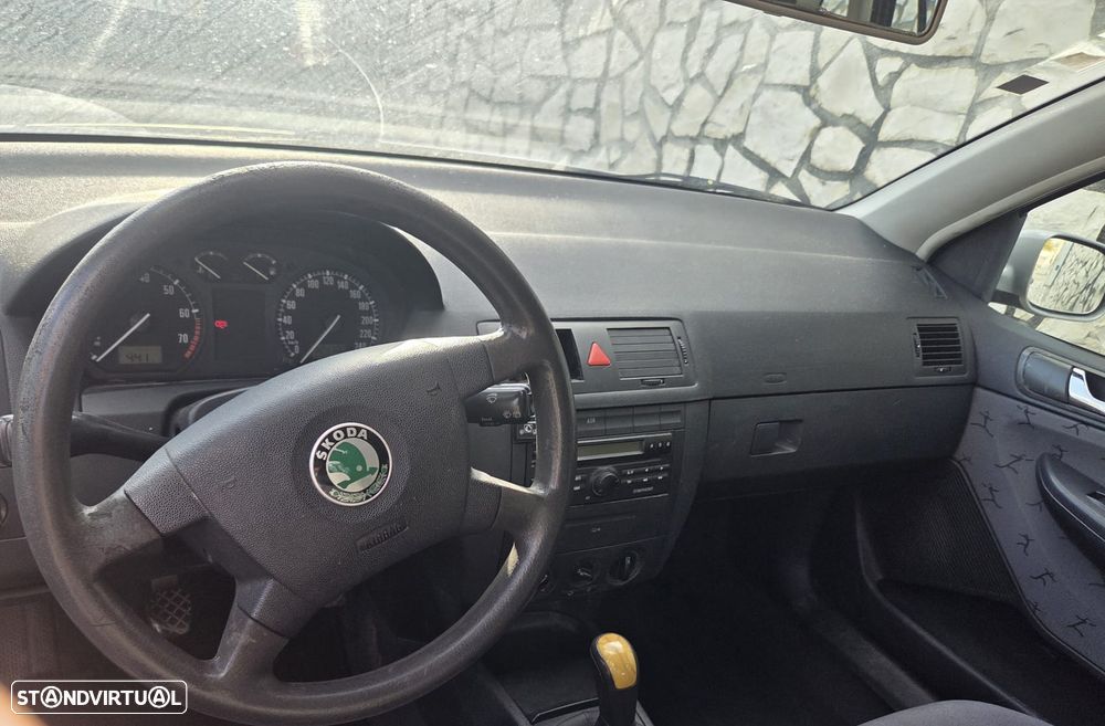 Skoda Fabia - 2