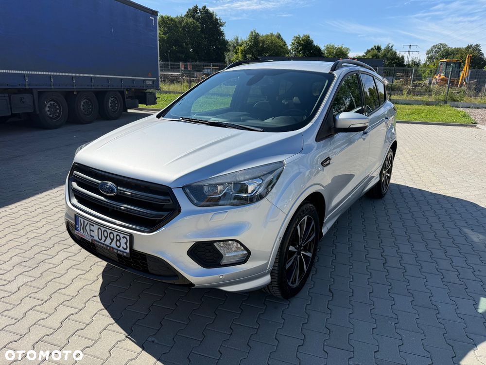 Ford Kuga 1.5 EcoBoost 2x4 ST-Line - 1
