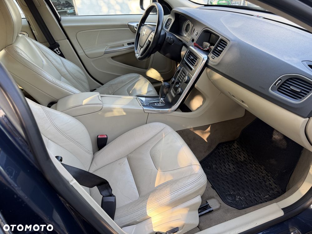 Volvo S60 - 13