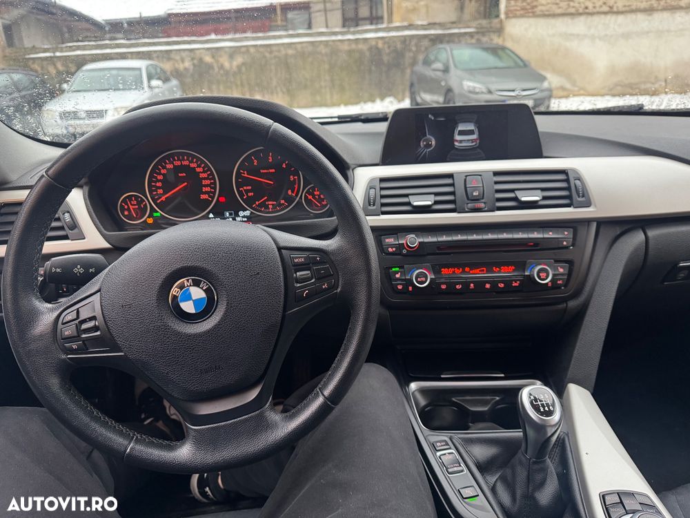 BMW Seria 3 318d - 6