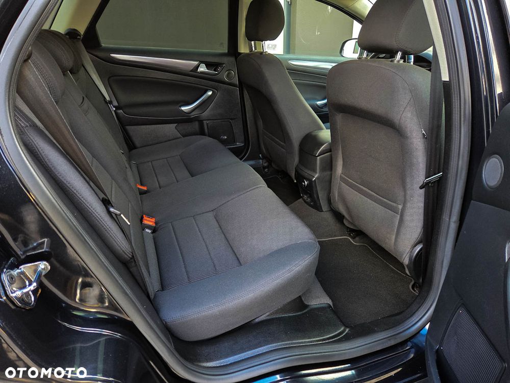 Ford Mondeo 2.0 TDCi Titanium X - 9