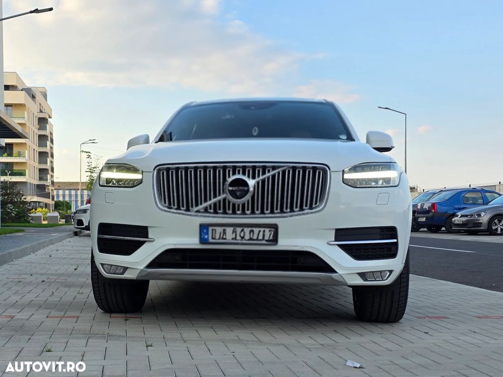 Volvo XC 90 D5 AWD Geartronic Inscription - 1