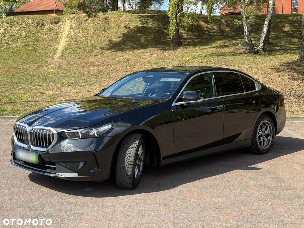 BMW Seria 5 520d xDrive - 2