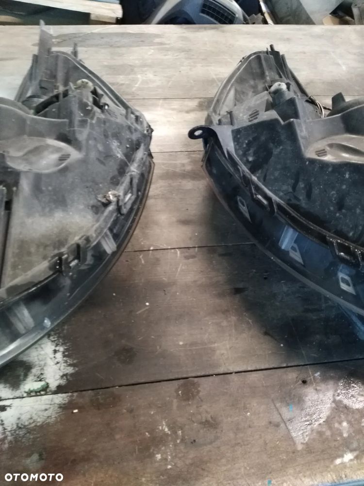 lampy przednie renault clio IV 4 - 11