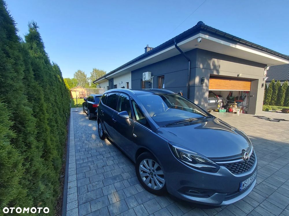 Opel Zafira 1.4 T Cosmo EcoFLEX S&S EU6 - 28