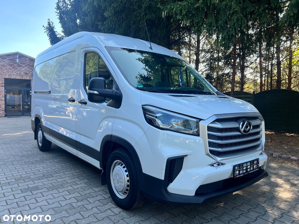 Maxus DELIVER 9 Model 2024 / Średni L2H2 / Z Niemiec