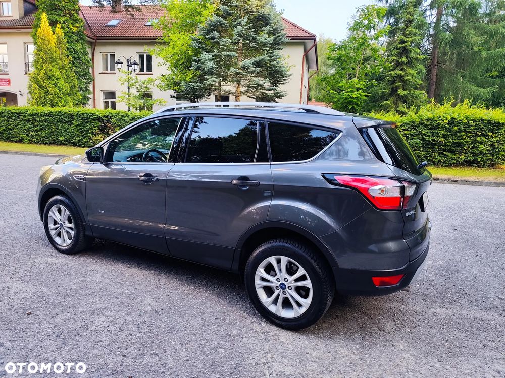Ford Kuga 2.0 TDCi 4x4 Titanium - 40