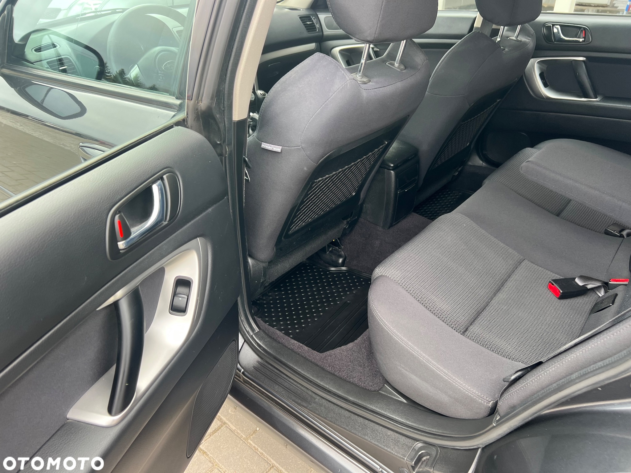 Subaru Legacy Kombi 2.0RA HID - 16