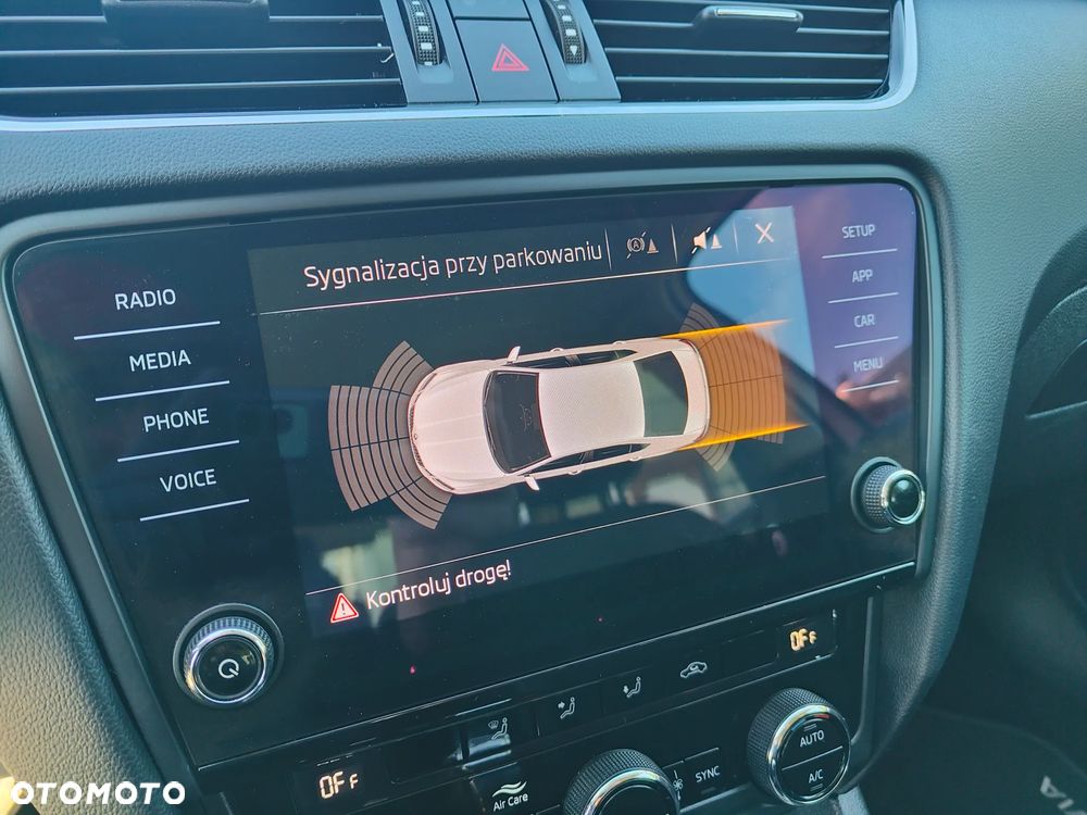 Skoda Octavia 1.5 TSI ACT Style DSG - 30