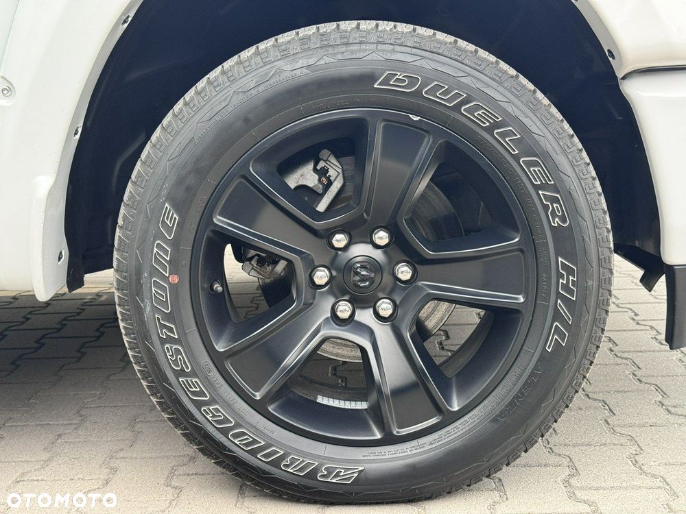RAM 1500 - 12