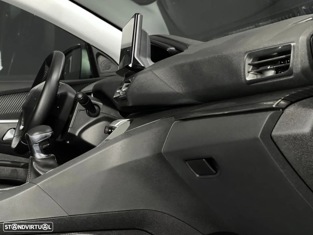 Peugeot 3008 - 9