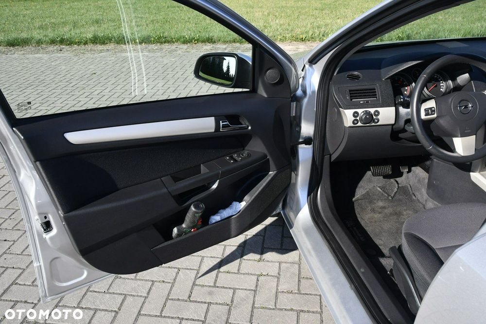 Opel Astra - 12