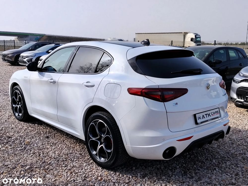 Alfa Romeo Stelvio 2.0 Turbo Veloce TI Q4 - 5