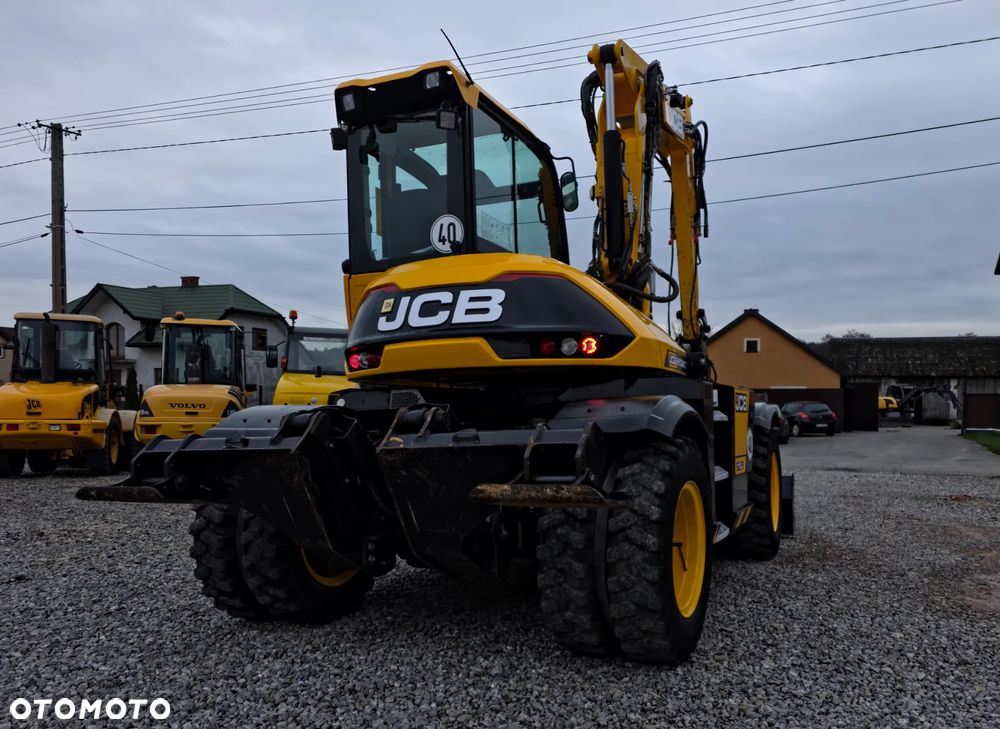 JCB Hydradig - 7