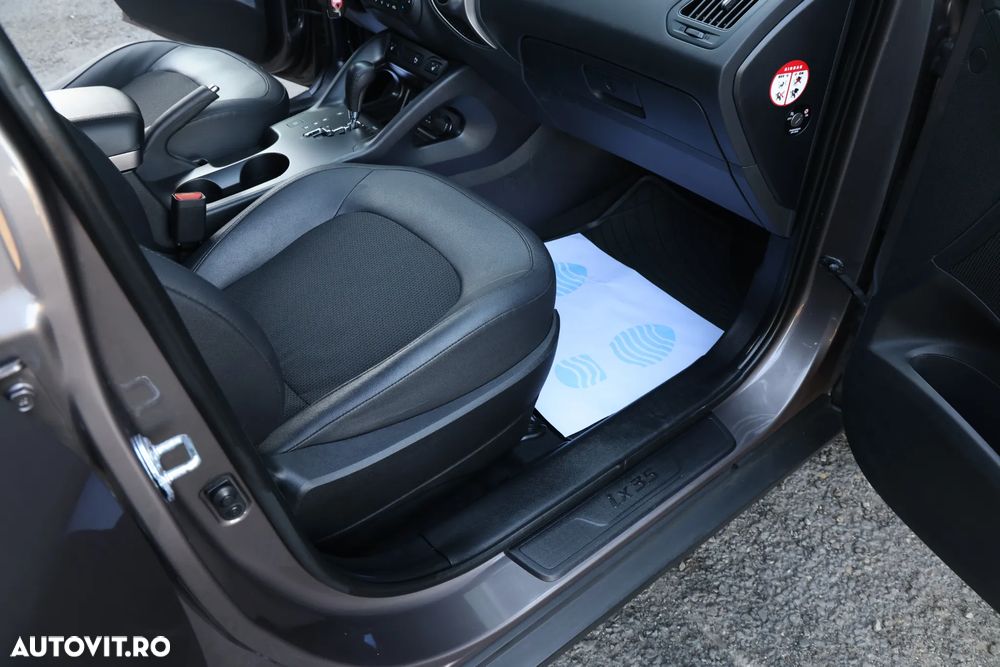 Hyundai ix35 2.0 CRDI 4WD Automatik Trend - 31