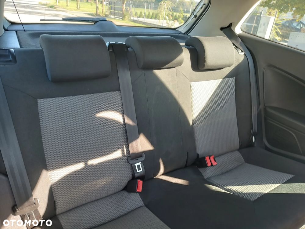 Volkswagen Polo - 28