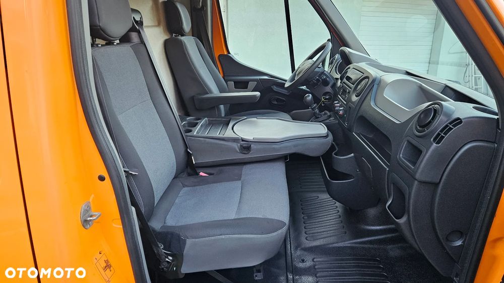 Renault MASTER 2,3DCI L2H2 Średni 130 KM - 24